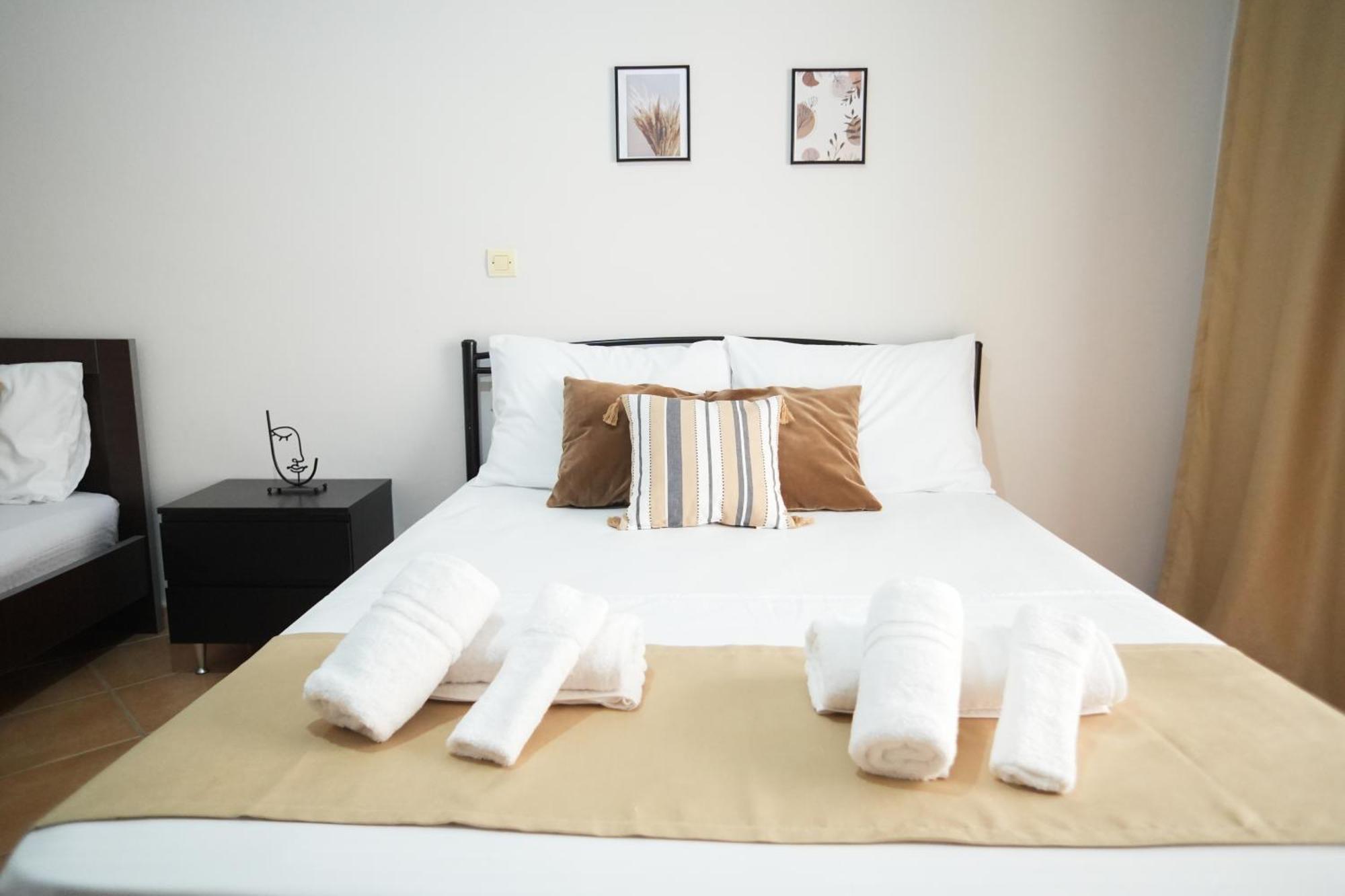 Saranda Waterside Apartments Экстерьер фото